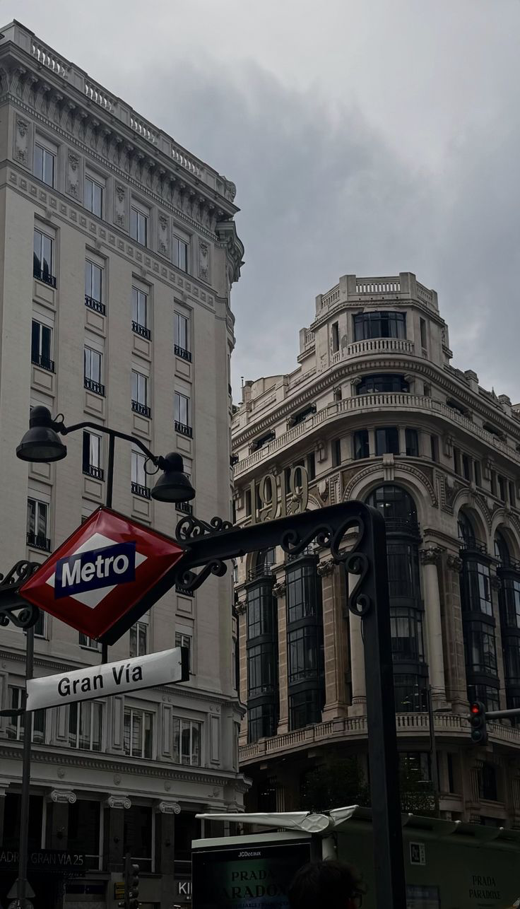 Entrada del metro de Gran Vía, Madrid
